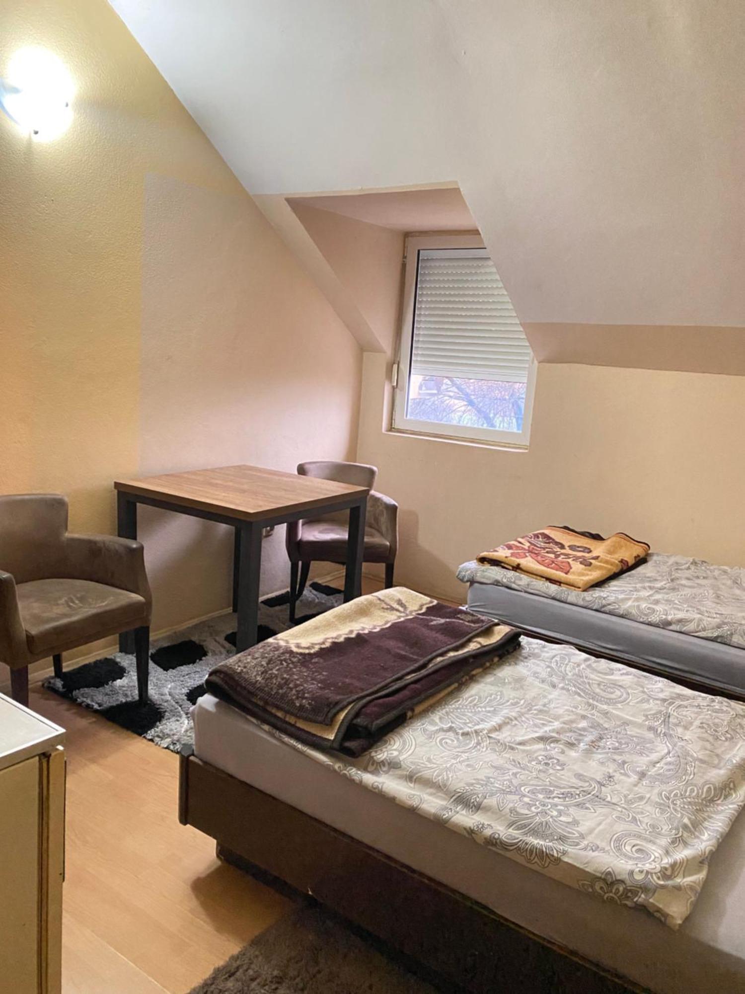 Guest House Vukovic Подгориця Екстер'єр фото