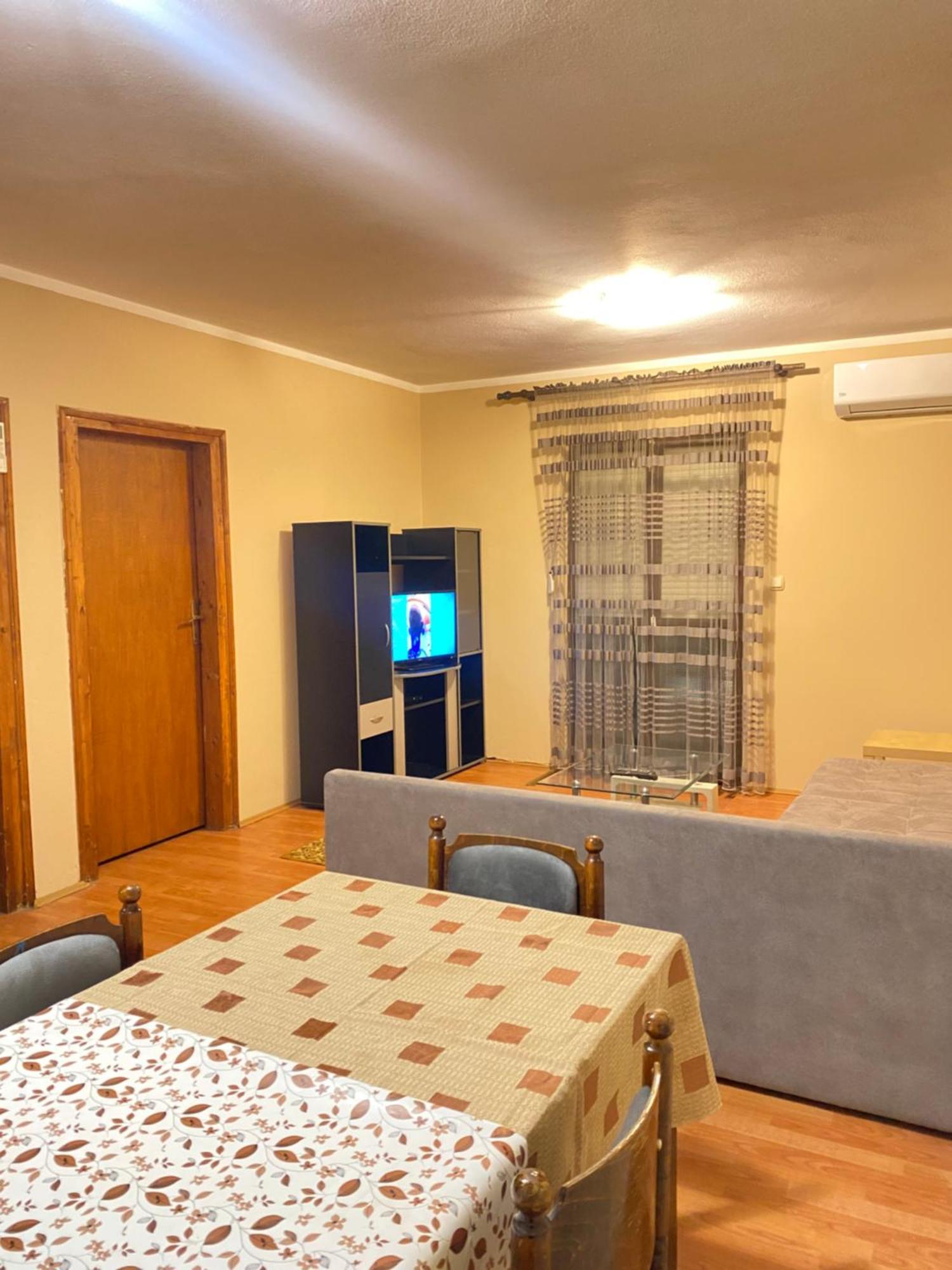 Guest House Vukovic Подгориця Екстер'єр фото